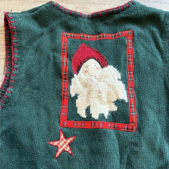 Vintage Christmas Vest Large Ugly Santa Hand Embroidered Green White Red Patch - Picture 8 of 8